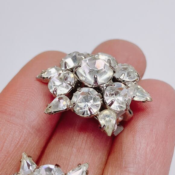 VTG 1950s Earrings Mid Century Rhinestone Starburst Snowflake Clip On Cocktail - Picture 4 of 10